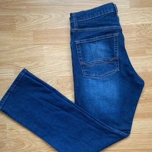 Women’s Wrangler jeans size 29x30.